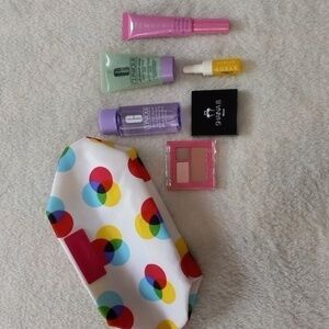 CLINIQUE 7 Piece Cosmetics Make Up Facial Cleanser Bundle NWT